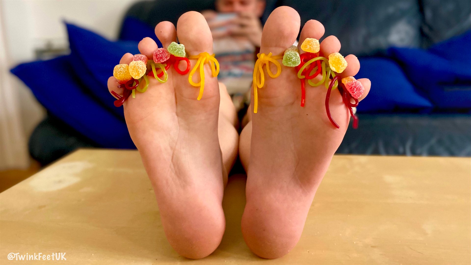 Decorating @BGNFeet’s toes with sweets