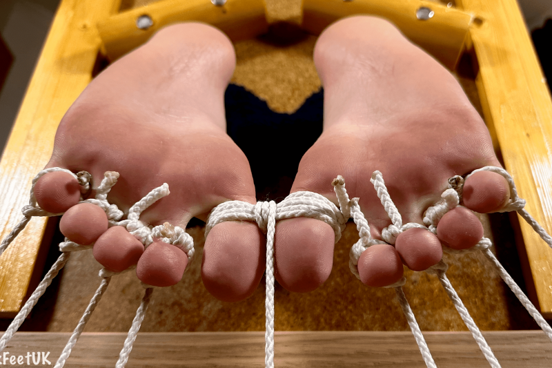 Toe bondage photos with @MrYours3